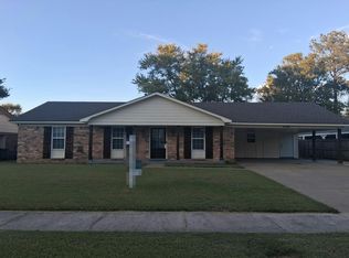 7102 Rose Trail Dr, Memphis, TN 38133