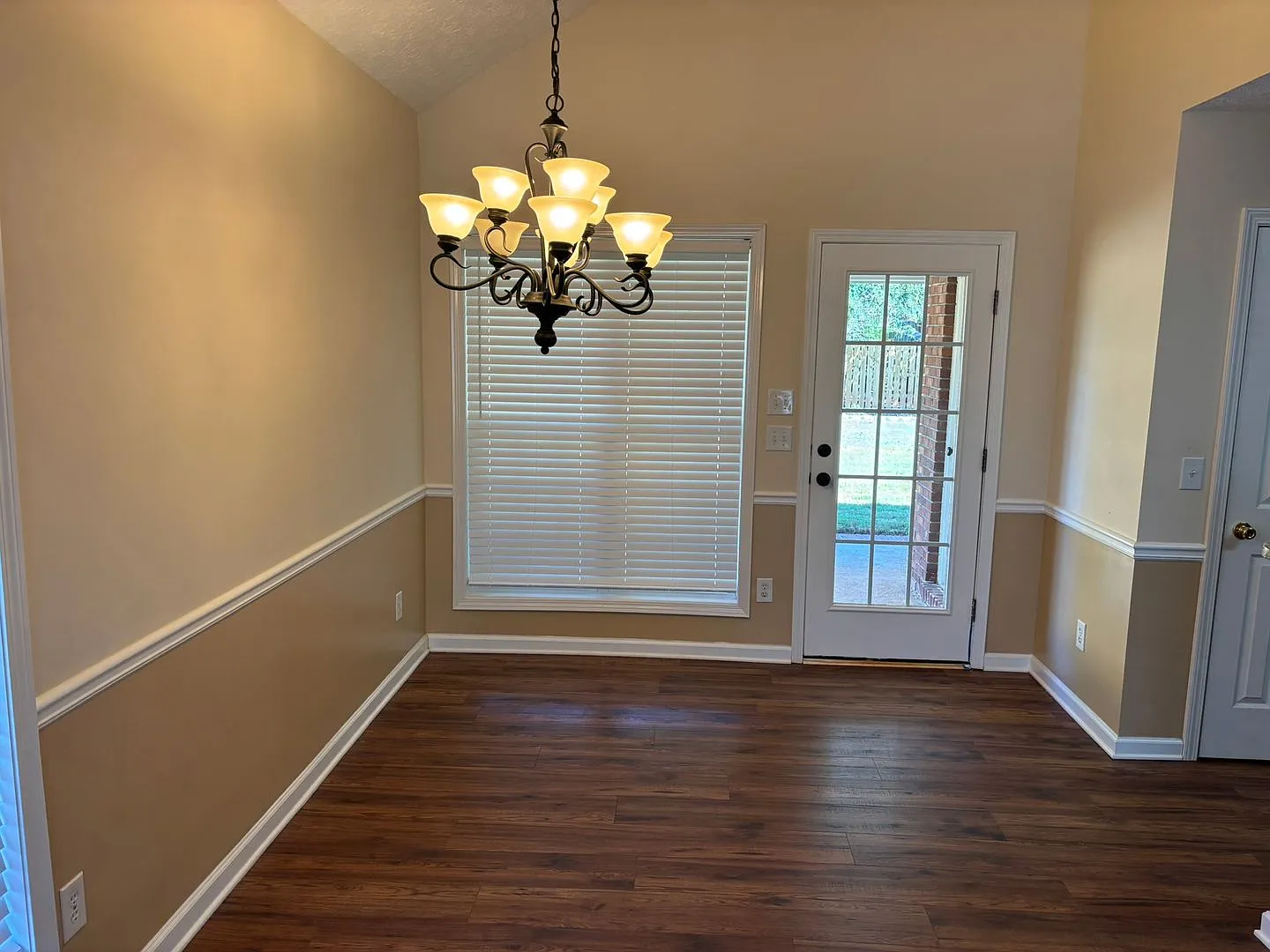 Charming Home with 2-Car Garage, Fenced Yard & Modern Kitchen — Photo 4