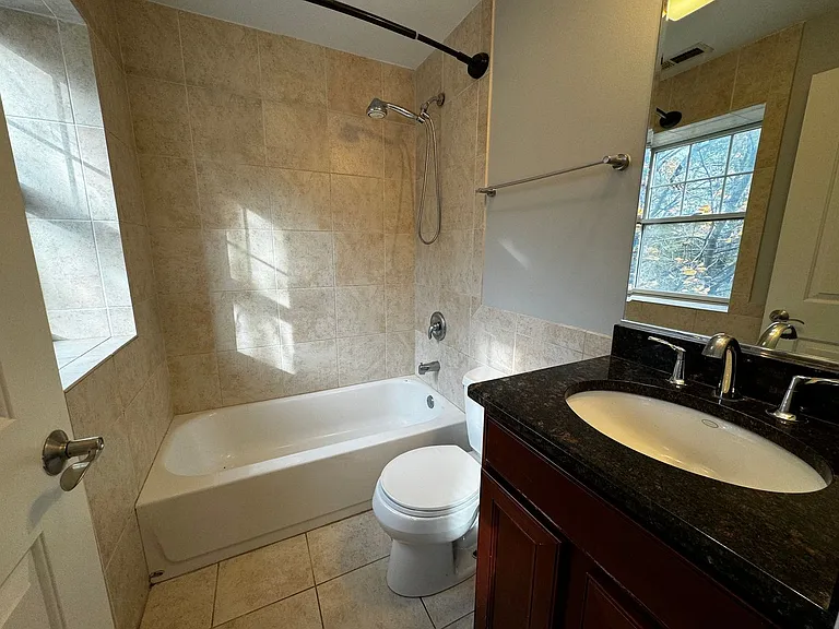 4057 W Melrose St #2 — Photo 10