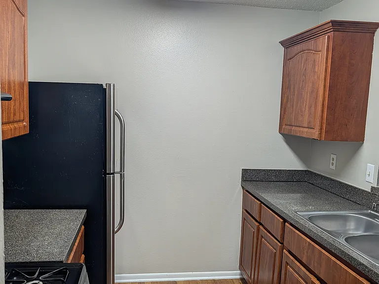 2019 Dixie Belle Dr #D — Photo 6