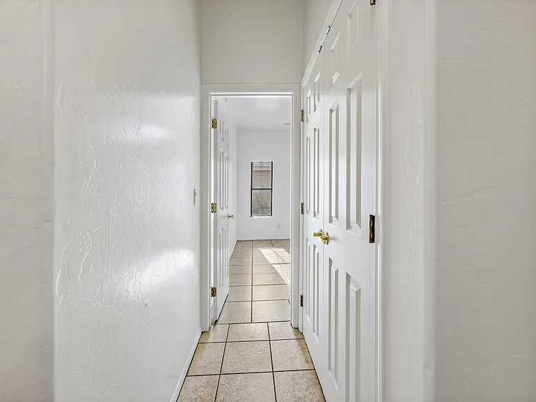 1317 N Howard Blvd — Photo 26