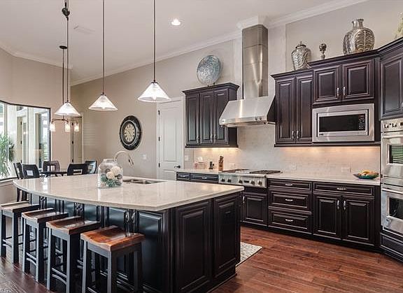2nd image of 8620 Amour Ct
