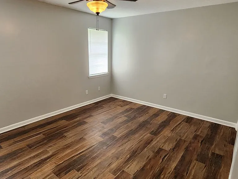 4765 Covington Pike — Photo 14