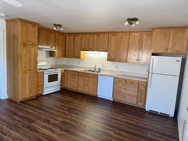 1811 17th Ave SE #1811 — Photo 5