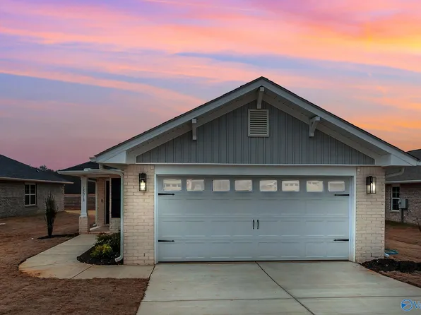 15366 Lapwing Cv, Athens, AL 35611