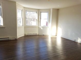 422 N Locust St #A, Hagerstown, MD 21740