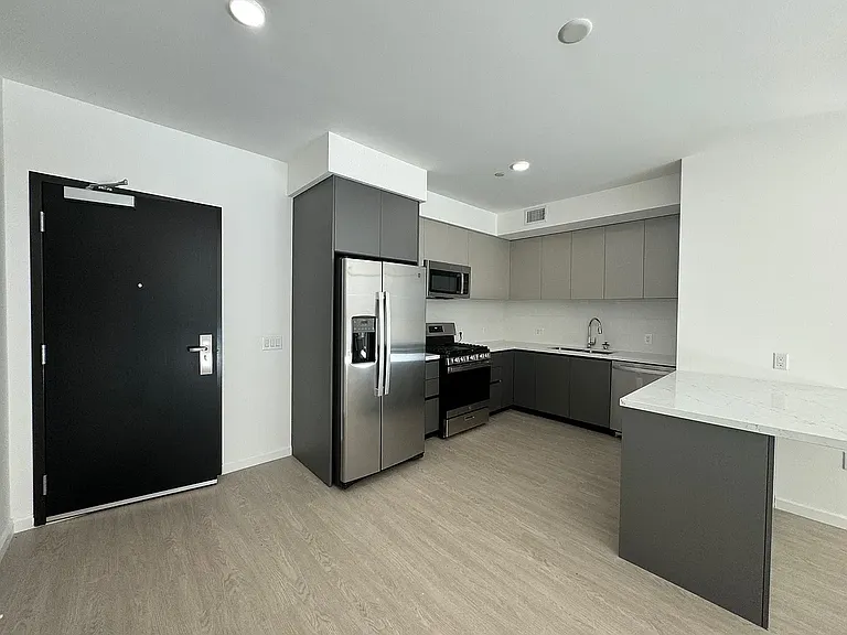 Doran Residences LLC — Photo 6