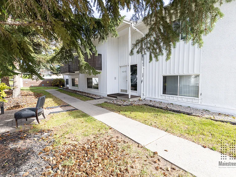 1019 Northmount Dr NW — Photo 13