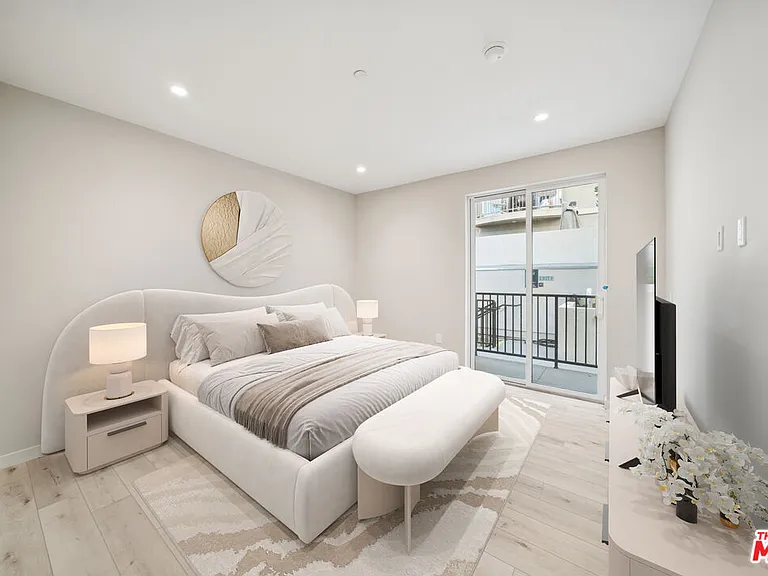 1051 S Corning St #103 — Photo 16