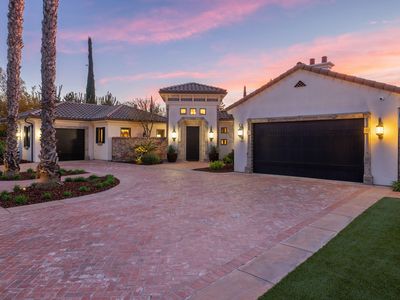 1611 N Pienza Street, Visalia, CA, 93291