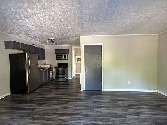 3rd image of 1120 Stewart St APT 2