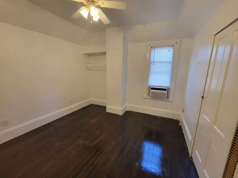 202 W 2nd Ave #2 — Photo 13