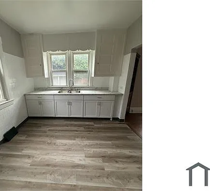 4 bed, $1,400 — Photo 2