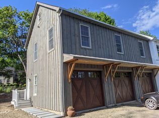 4 Jonathan Ln #1, Westport, CT 06880