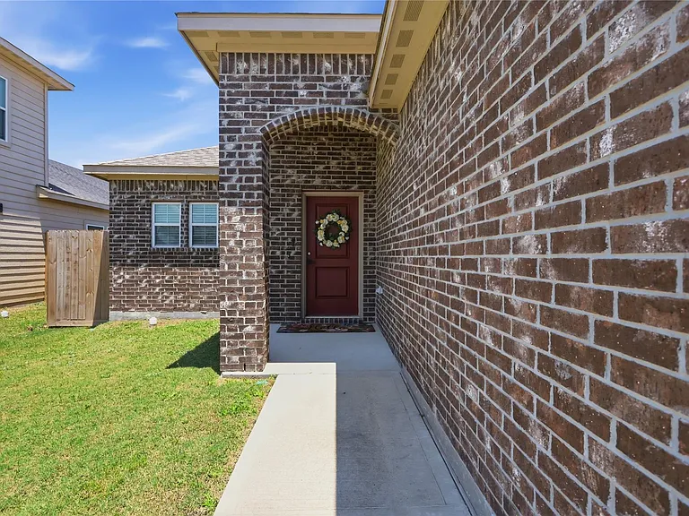 1222 Road 5102 — Photo 3