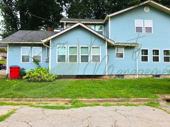 630 N Pleasant St, Independence, MO 64050