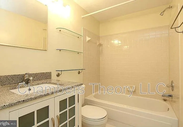 505 E Braddock Rd #407 — Photo 11