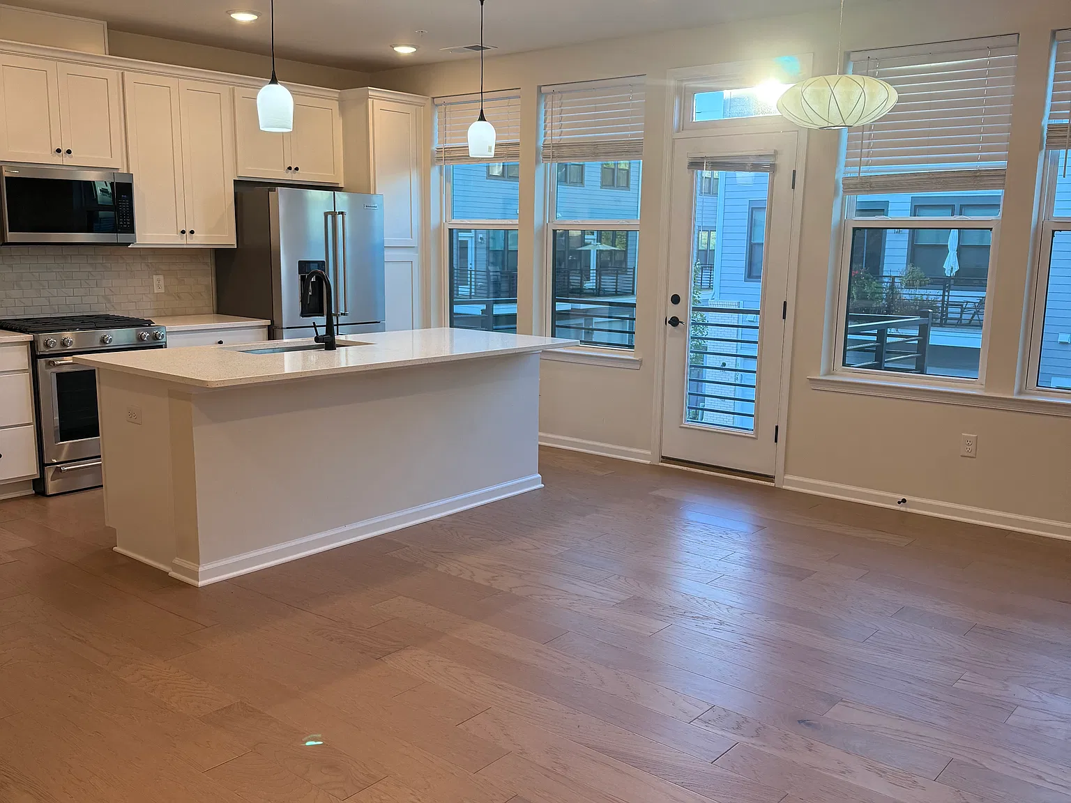 1206 Parker Blvd — Photo 2