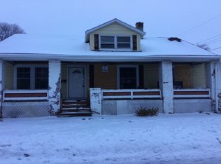 1012 E 6th St, Sterling, IL 61081