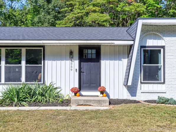 1559 Post Ave, Holland, MI 49424