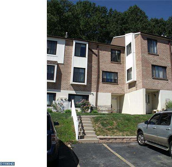1st image of 7404 Hilltop Dr #130