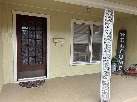 5th image of 311 N Avenue L