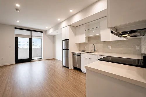 Floor plan 215