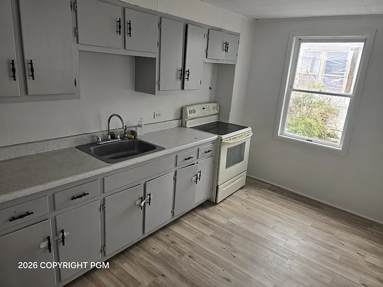 231 S Hickory St — Photo 7