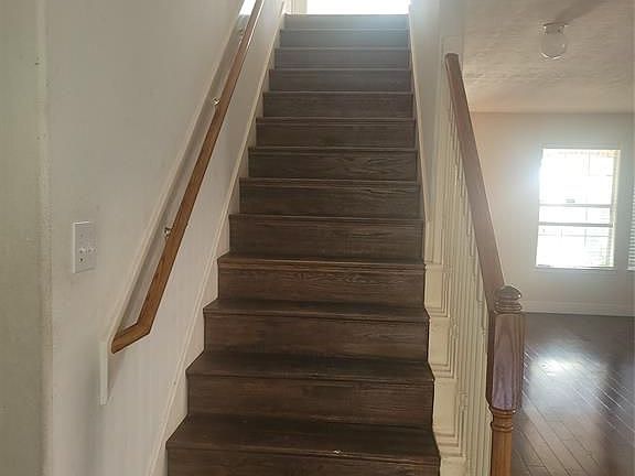 4th image of 24430 Cornell Park Ln