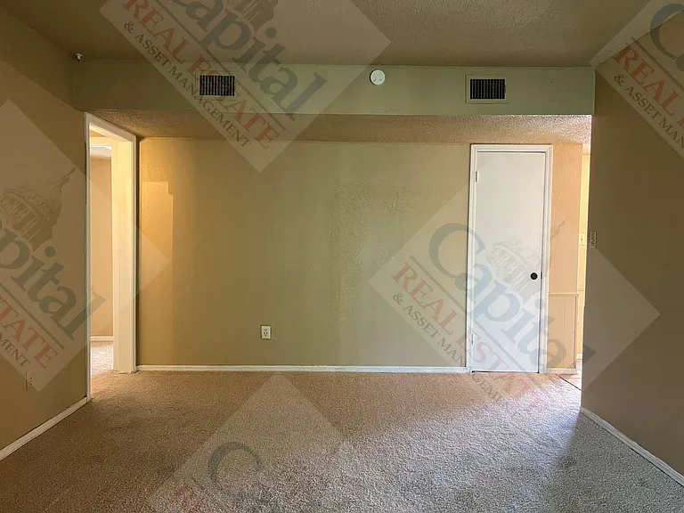 1715 E Lindsey St #2 — Photo 6