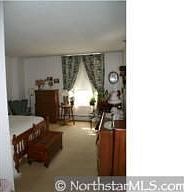 3rd image of 6615 Lake Shore Dr #907