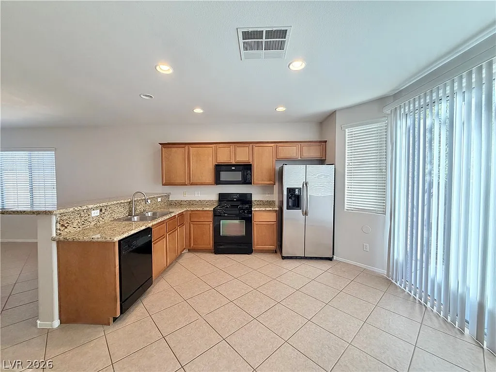 3 bed, 2.5 bath, 1538 sqft, $1,775 — Photo 4