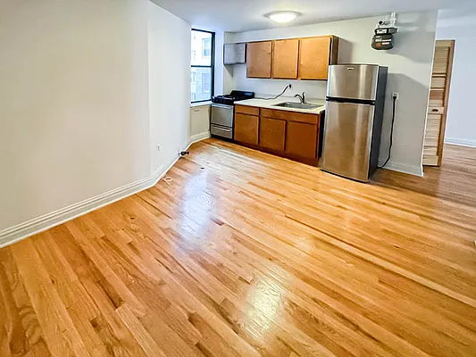 Rented by Array Property Group LLC  | media 9
