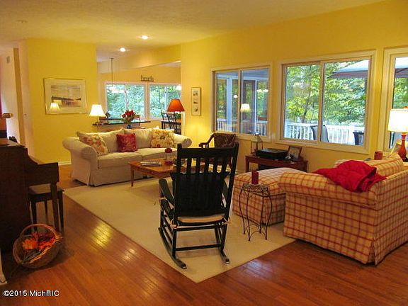 5th image of 6981 Lakeshore Ct
