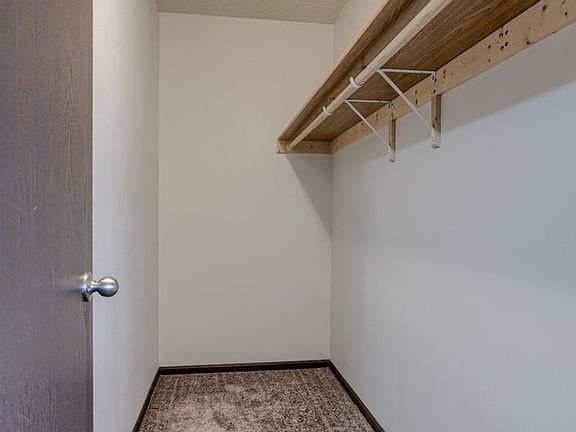 4th image of 2644-48 W Timberlake Dr #2648