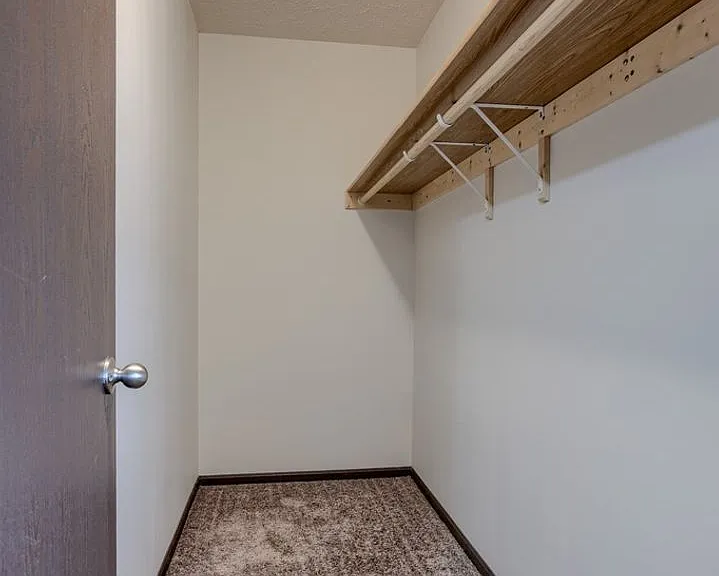 2644-48 W Timberlake Dr — Photo 4