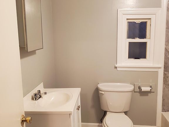 2nd image of 59 Glenwood Ave