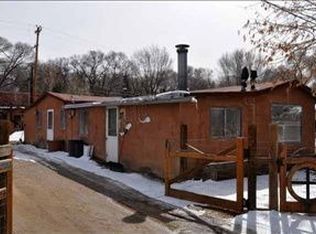 211 Montoya St, Taos, NM 87571
