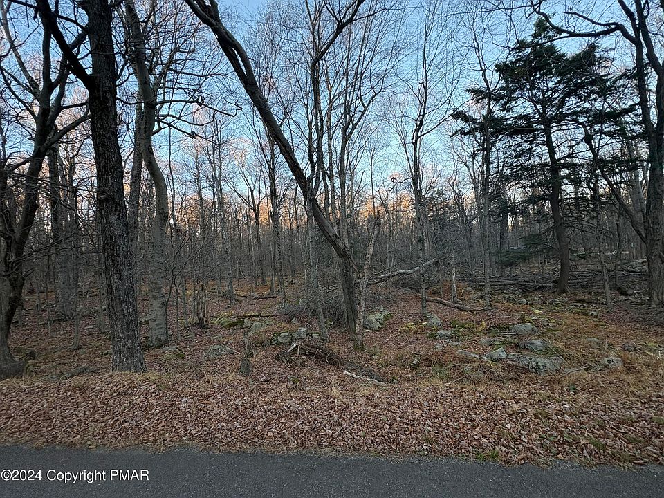 2nd image of 27 Spring Ct