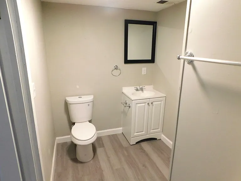 1348 Steele St #1 — Photo 12