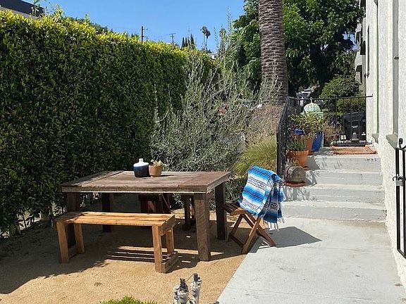 4th image of 806 Tularosa Dr #3