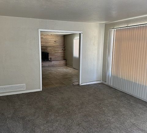 4th image of 1535 Roberts Dr