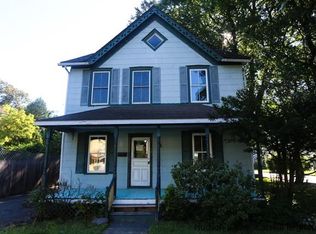 63 Elm St, Saugerties, NY 12477