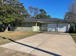 6112 17th St, Port Arthur, TX 77642