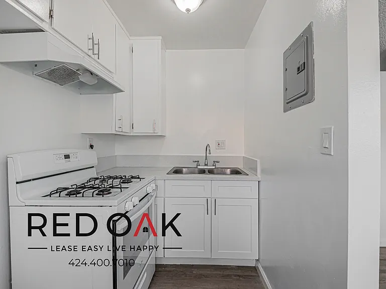 333 N Brand Blvd #8 — Photo 11