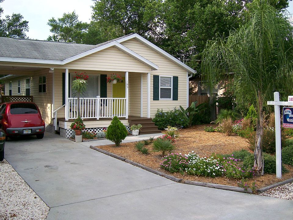 front yard from drive