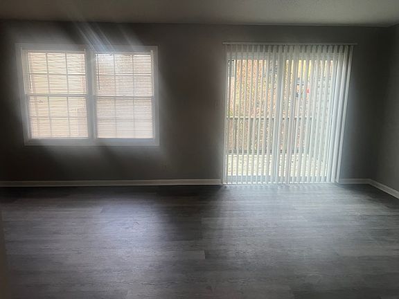 3rd image of 2363 Tredway Dr #1A