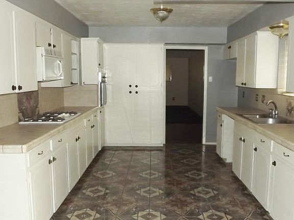 4th image of 762 Monette Dr