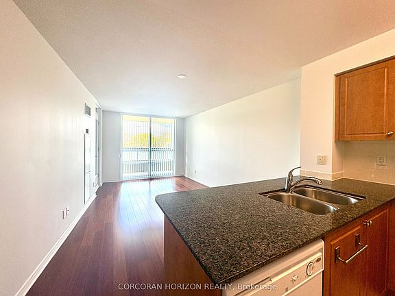 4th image of 503 Beecroft Rd #216