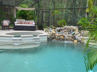 575 Hall Rd E, Merritt Island, FL 32953